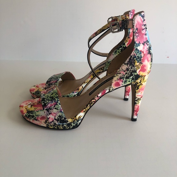BRAND NEW French Connection Peep Toe Heels - Picture 3 of 7